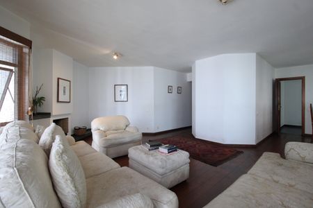 Sala de apartamento à venda com 4 quartos, 185m² em Itaim Bibi, São Paulo