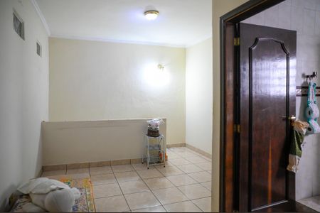 Casa à venda com 200m², 3 quartos e 2 vagasSala 2