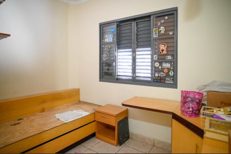 Casa à venda com 200m², 3 quartos e 2 vagasQuarto 3