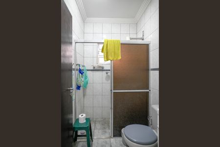 Casa à venda com 200m², 3 quartos e 2 vagasBanheiro 2