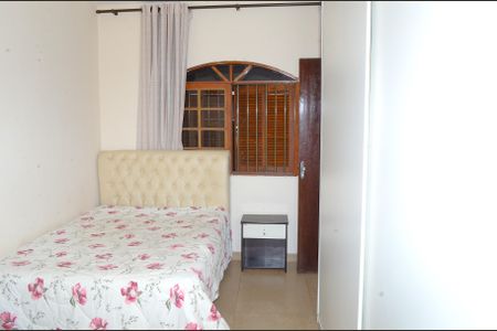 Casa à venda com 250m², 4 quartos e 3 vagasSuíte