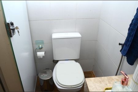 Casa à venda com 250m², 4 quartos e 3 vagasBanheiro da Suíte