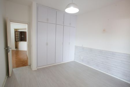 Casa de condomínio para alugar com 510m², 7 quartos e 3 vagasQuarto 6