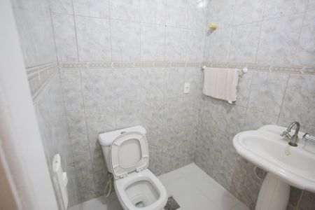 Casa de condomínio para alugar com 510m², 7 quartos e 3 vagasLavabo