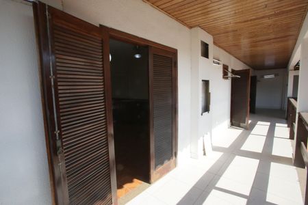 Casa de condomínio para alugar com 510m², 7 quartos e 3 vagasVaranda da Suíte 2