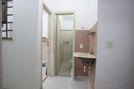 Casa de condomínio para alugar com 510m², 7 quartos e 3 vagasBanheiro de serviço