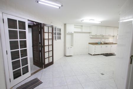 Casa de condomínio para alugar com 510m², 7 quartos e 3 vagas Casa de condomínio para alugar com 510m², 7 quartos e 3 vagasCozinha