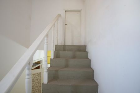 Casa de condomínio para alugar com 510m², 7 quartos e 3 vagasEscada do Sótão