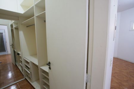 Casa de condomínio para alugar com 510m², 7 quartos e 3 vagasCloset da Suíte 3