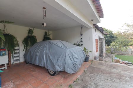 Casa à venda com 1200m², 1 quarto e 2 vagas Casa à venda com 1200m², 1 quarto e 2 vagasGaragem