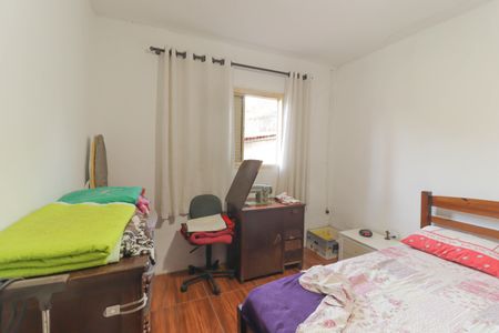 Casa à venda com 1200m², 1 quarto e 2 vagas Casa à venda com 1200m², 1 quarto e 2 vagasQuarto