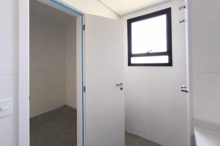 Apartamento à venda com 141m², 3 quartos e 3 vagasBanheiro/Suite 2