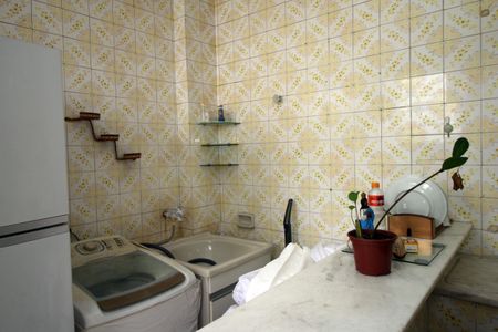 Apartamento à venda com 96m², 2 quartos e 1 vagaÁrea de Serviço