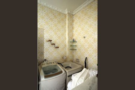 Apartamento à venda com 96m², 2 quartos e 1 vagaÁrea de Serviço