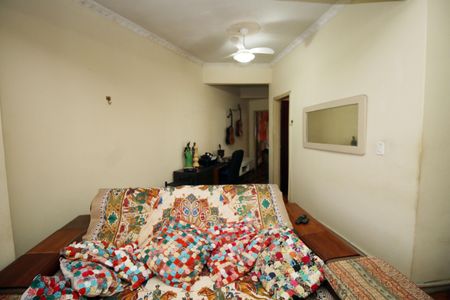 Apartamento à venda com 96m², 2 quartos e 1 vagaSala