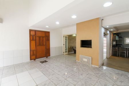 Casa para alugar com 203m², 3 quartos e 2 vagas Casa para alugar com 203m², 3 quartos e 2 vagasGaragem