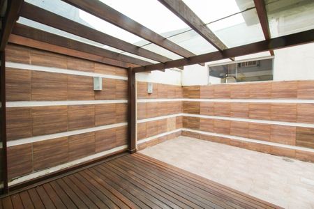 Casa para alugar com 203m², 3 quartos e 2 vagas Casa para alugar com 203m², 3 quartos e 2 vagasQuintal