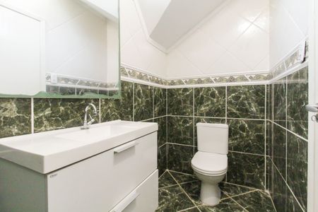 Casa para alugar com 203m², 3 quartos e 2 vagas Casa para alugar com 203m², 3 quartos e 2 vagasBanheiro da Suíte