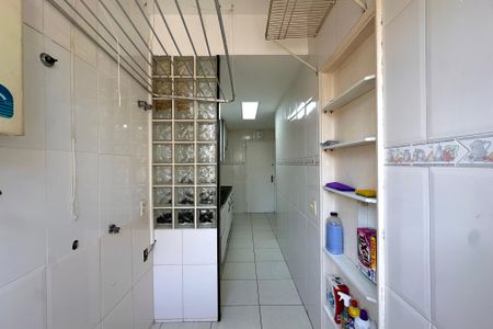 Apartamento à venda com 80m², 2 quartos e 1 vagaÁrea de Serviço