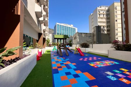 Apartamento à venda com 80m², 2 quartos e 1 vagaÁrea comum