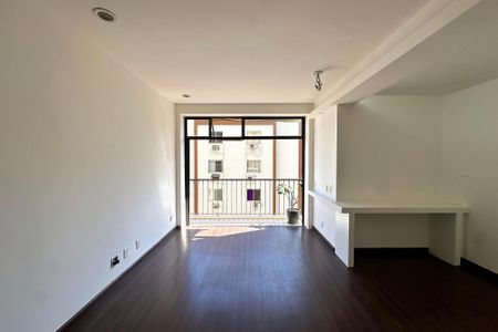 Sala de apartamento à venda com 2 quartos, 80m² em Humaitá, Rio de Janeiro