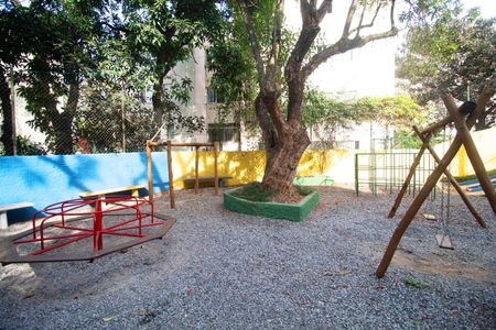 Apartamento à venda com 62m², 3 quartos e sem vagaÁrea comum