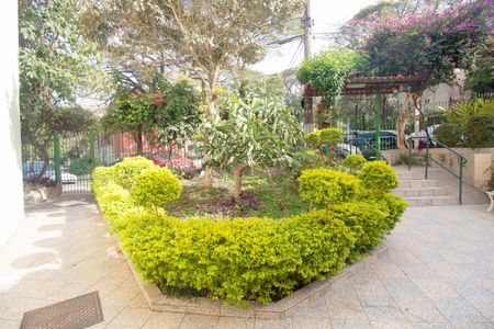 Apartamento à venda com 62m², 3 quartos e sem vagaÁrea comum