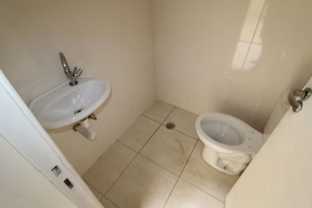 Casa à venda com 210m², 3 quartos e 4 vagasBanheiro de Serviço