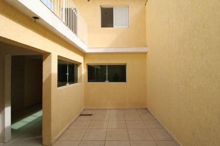 Casa à venda com 210m², 3 quartos e 4 vagasQuintal