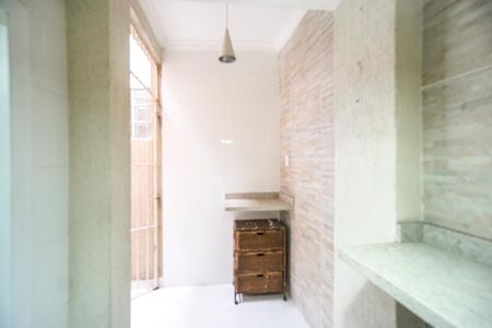 Casa à venda com 125m², 3 quartos e 1 vagaÁrea de serviço