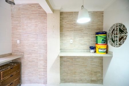 Casa à venda com 125m², 3 quartos e 1 vagaÁrea de serviço