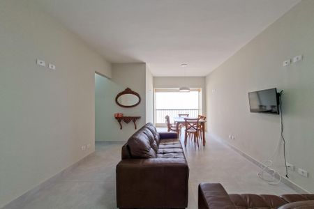 Sala de apartamento para alugar com 3 quartos, 95m² em Guilhermina, Praia Grande