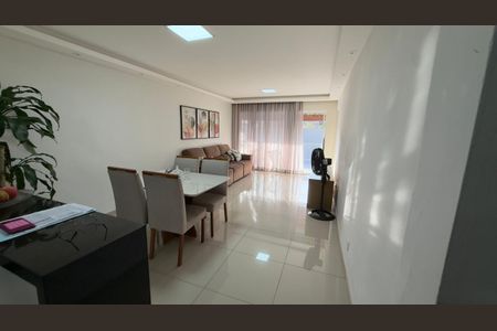 Casa à venda com 4 quartos, 250m² em Cantagalo, Niterói