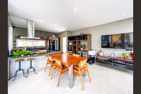 Casa de Condomínio à venda com 3 quartos, 327m² em Ville Sainte Hélène, Campinas