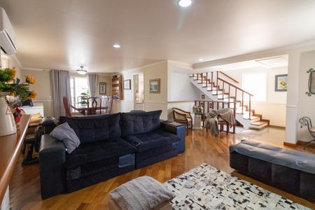 Sala de casa à venda com 4 quartos, 310m² em Rio Pequeno, São Paulo