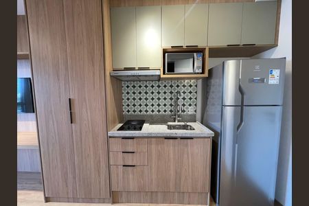 Cozinha de kitnet/studio para alugar com 1 quarto, 27m² em Butantã, São Paulo