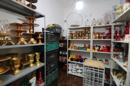 Casa à venda com 270m², 4 quartos e 2 vagasQuarto