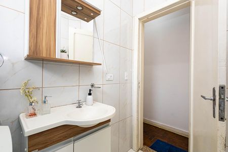 Apartamento à venda com 80m², 2 quartos e sem vagaBanheiro
