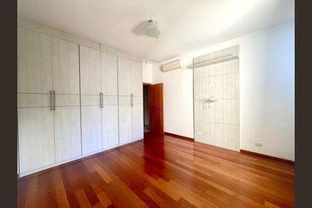 Casa à venda com 3 quartos, 120m² em Vila Gomes Cardim, São Paulo
