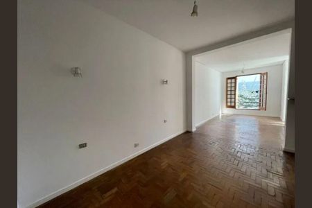 Casa à venda com 5 quartos, 250m² em Mirandópolis, São Paulo