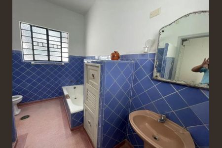 Casa à venda com 5 quartos, 250m² em Mirandópolis, São Paulo
