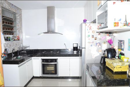 Casa para alugar com 280m², 4 quartos e 4 vagasCozinha