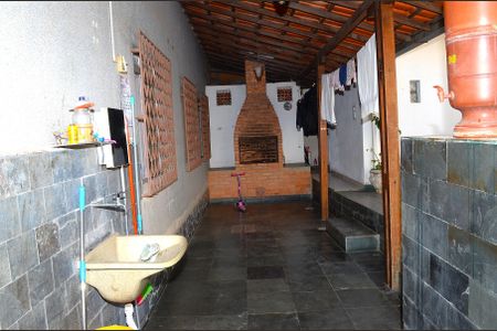 Casa para alugar com 280m², 4 quartos e 4 vagasÁrea externa