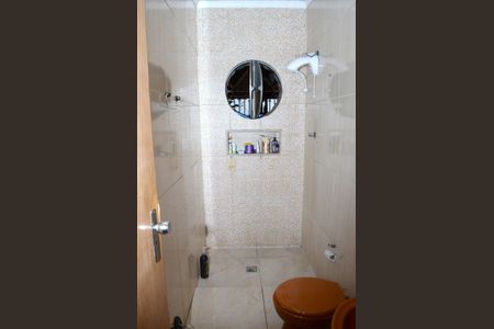 Casa para alugar com 280m², 4 quartos e 4 vagasBanheiro Social