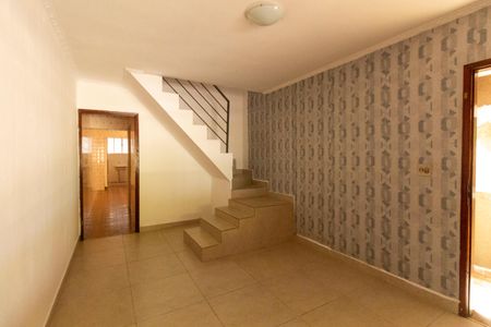 Sala de casa à venda com 4 quartos, 135m² em Jardim Angela (Zona Leste), São Paulo