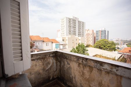 Casa à venda com 387m², 5 quartos e 1 vaga Casa à venda com 387m², 5 quartos e 1 vagaVaranda /Quarto 2