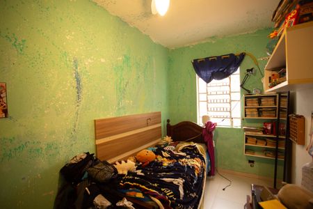 Casa à venda com 387m², 5 quartos e 1 vaga Casa à venda com 387m², 5 quartos e 1 vagaCASA 2- Quarto 1