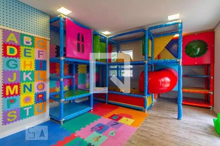 Apartamento à venda com 66m², 2 quartos e 1 vagaÁrea comum