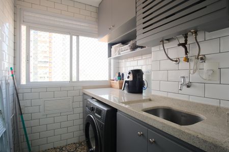 Apartamento à venda com 66m², 2 quartos e 1 vagaÁrea de Serviço