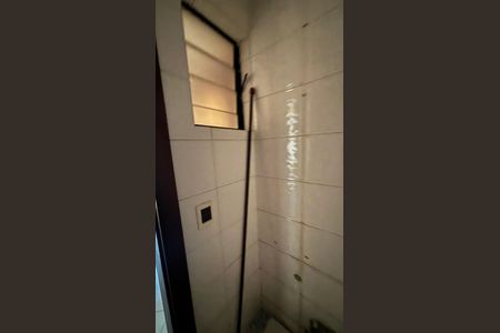 Apartamento à venda com 180m², 3 quartos e 2 vagasBanheiro de Serviço